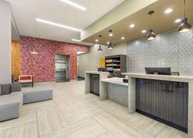 Best Western Plus Temecula Wine Country Hotel & Suites 2