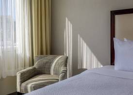 Holiday Inn & Suites BOSTON-PEABODY by IHG 5