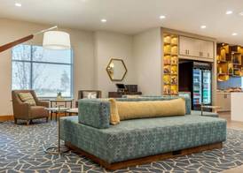 Holiday Inn Express Bettendorf - Davenport NE by IHG 5