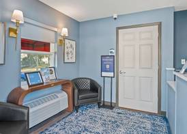 Baymont by Wyndham Ocala Suites 2