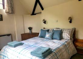 Beachborough Park 2