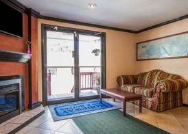 Rodeway Inn & Suites Brunswick near Hwy 1 4