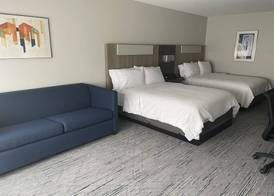 Holiday Inn Express & Suites MUSKEGON - GRAND HAVEN by IHG 3