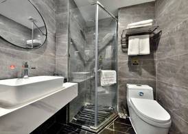 New Beijing Hotel (Guangzhou Sun Yat Sen Memorial Hospital Yide Road Subway Station) 5