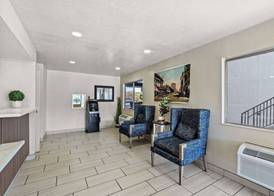 Econo Lodge Stockton near I-5 Fairgrounds 5