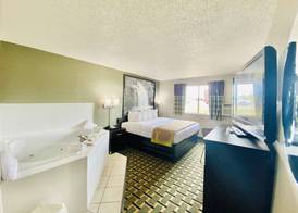 Super 8 by Wyndham Wyoming/Grand Rapids Area 5