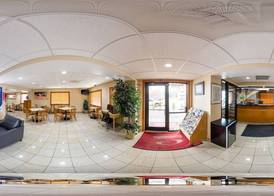 Econo Lodge Inn & Suites I-35 at Shawnee Mission 2