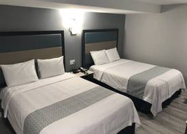 Travelodge Inn & Suites by Wyndham West Covina 4