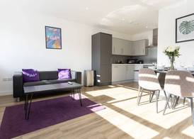 Modern, Stylish 1BR Apartment Nearby AO Arena 2
