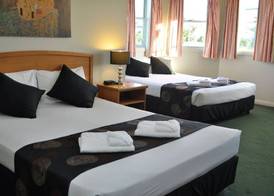 Meadowbrook Hotel Brisbane 3