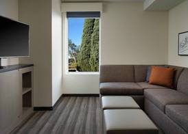 Hyatt House San Jose Airport 4