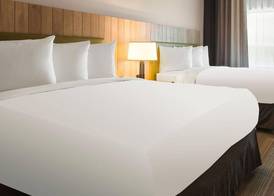 Country Inn & Suites by Radisson, Mishawaka - South Bend 4