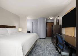 Garner Hotel Topeka West by IHG 5