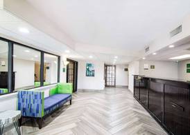 Quality Inn near University of Mobile 4