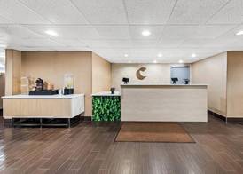 Comfort Inn & Suites Fairborn near Wright Patterson AFB 2