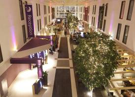 Premier Inn London Heathrow Airport T2 & T3 - Bath Road 5