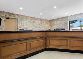 SureStay Plus by Best Western Windsor 2