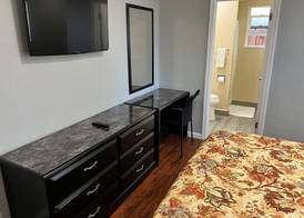 Studio Inn Livermore 4