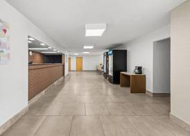 Suburban Studios Fairborn - Dayton 5