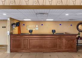 Quality Inn & Suites - Greensboro-High Point 2