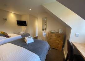 Parkside Guest House 5
