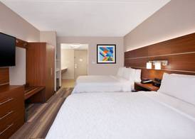 Holiday Inn Express FAIRFAX - ARLINGTON BOULEVARD by IHG 4