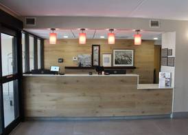 Country Inn & Suites by Radisson, Dunbar - Charleston 3