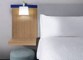 Garner Hotel Albuquerque Airport by IHG 5