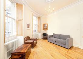 JOIVY Diagon Alley Apartment 2