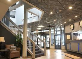 American Inn & Suites 3