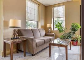 Quality Inn & Suites Hanes Mall 3