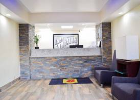 Super 8 by Wyndham Raleigh Downtown 2