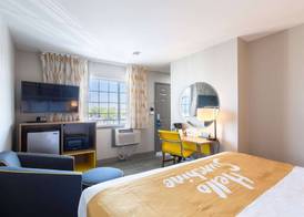 Days Inn by Wyndham Red Bluff 5