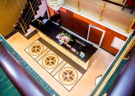 Starfire Hotel 5