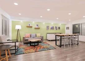 WoodSpring Suites Savannah Pooler 3