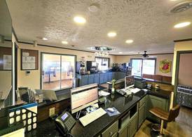 Super 8 by Wyndham Hillsville 5