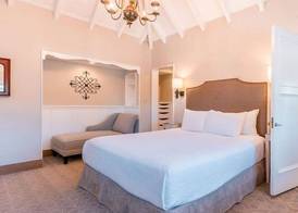 Normandy Inn 5