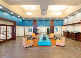Comfort Inn & Suites 2