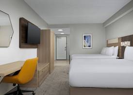Holiday Inn Express & Suites GREENSBORO - AIRPORT AREA by IHG 5