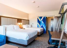 Holiday Inn Express & Suites MADISON by IHG 2