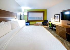 Holiday Inn Express & Suites TAYLOR by IHG 4