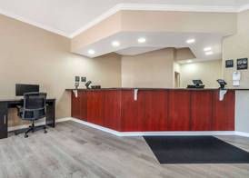 Sleep Inn & Suites Newport News City Center Area 4