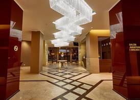 Central Plaza Hotel 3