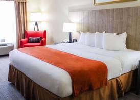 Country Inn & Suites by Radisson, Chester, VA 5