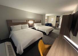 Holiday Inn Express & Suites LAFAYETTE by IHG 4