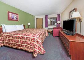 Days Inn by Wyndham New Market I-81 5