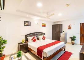 Laavish 7 Hotel 3