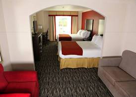 Holiday Inn Express & Suites SUMTER by IHG 2