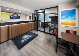 Days Inn by Wyndham Kansas City Northeast 5