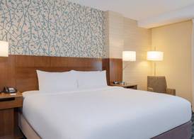 Fairfield Inn & Suites by Marriott Los Angeles LAX/El Segundo 4